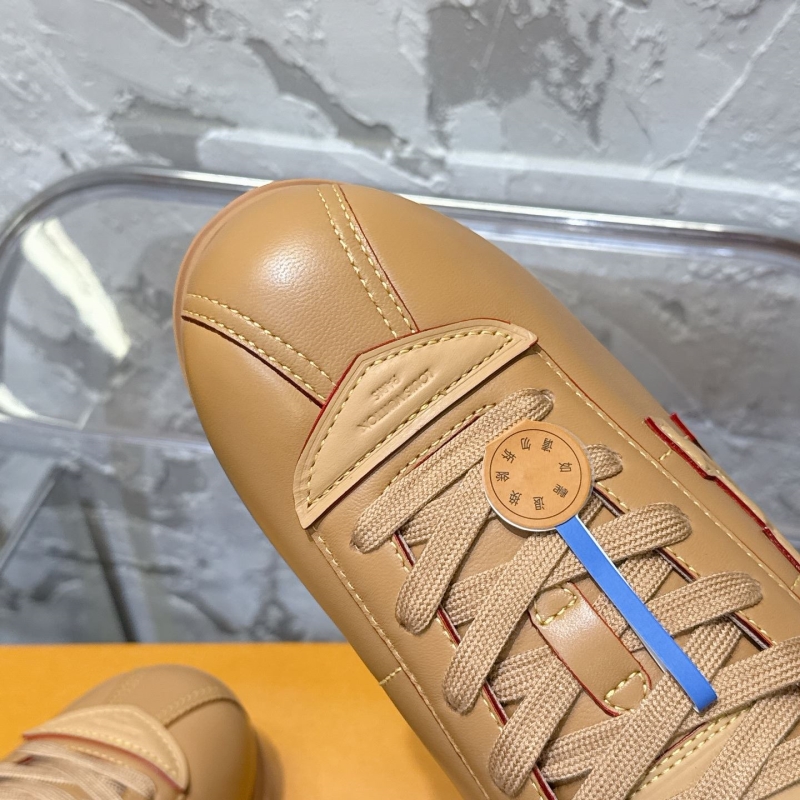 l0vis Vvtt0n trainer sneaker